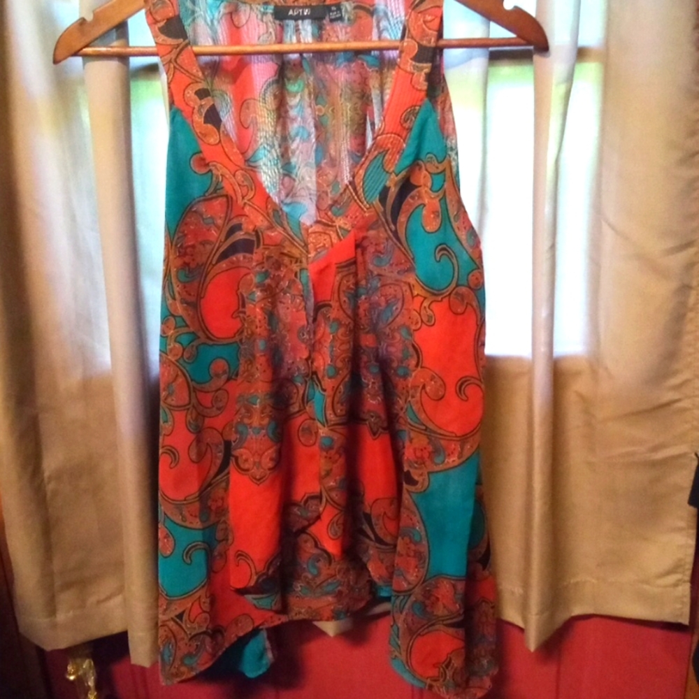 🌹Apt 9 Beautiful sheer halter-style tunic